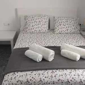 C&b Lola H4 - Habitación Privada - Aire Acondicionado - Baños Compartidos Puerto Real